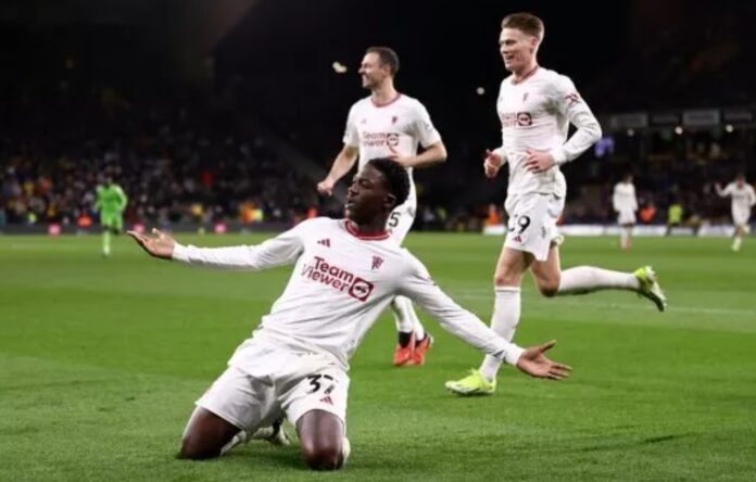Kobbie Mainoo med Solskjær feiring