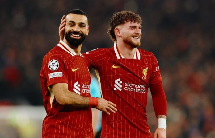 Mohamed Salah og Harvey Elliott